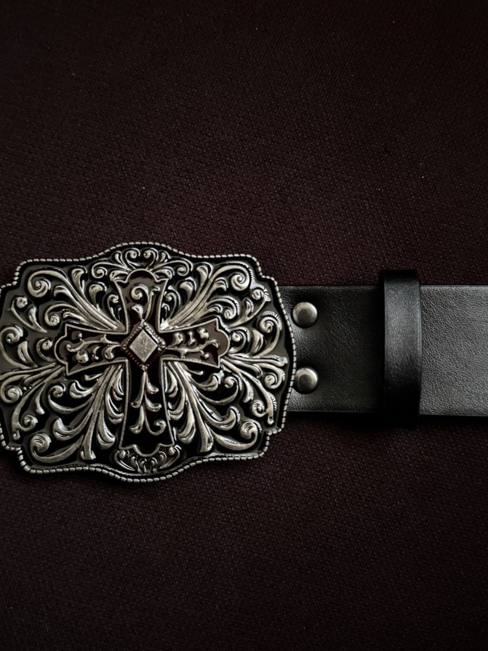Cross Engraved Buckle Belt in Black & Silver